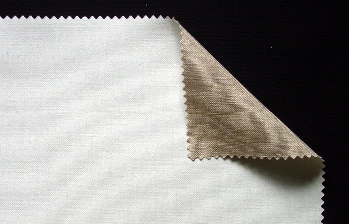 18_027 Grundiertes Leinen 332g 2,10m breit
